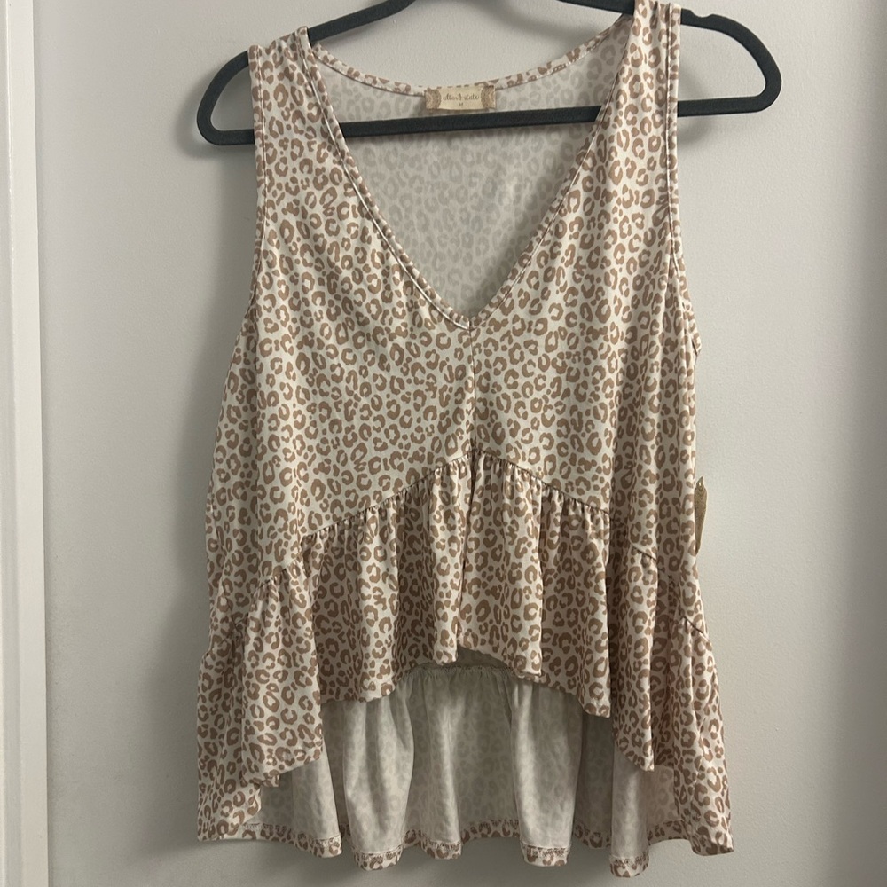 Leopard Print Sleeveless Top